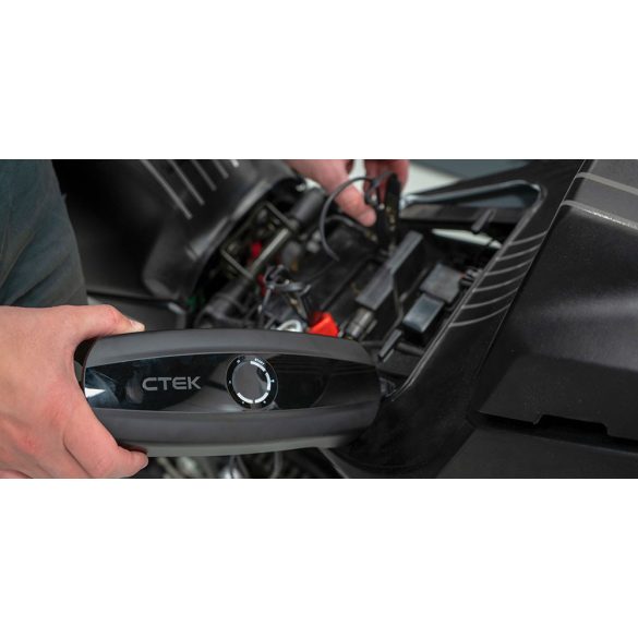 CTEK CS ONE Akkutöltő 12V 8A